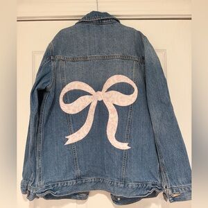 Pink bow Jean jacket size 10-12 oversized girls